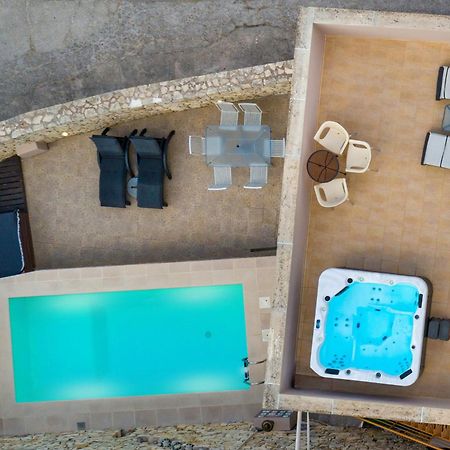 Olga'S Filoxenia - Villa Aladanos-Private Pool And Heated Jacuzzi Makhairoi ภายนอก รูปภาพ