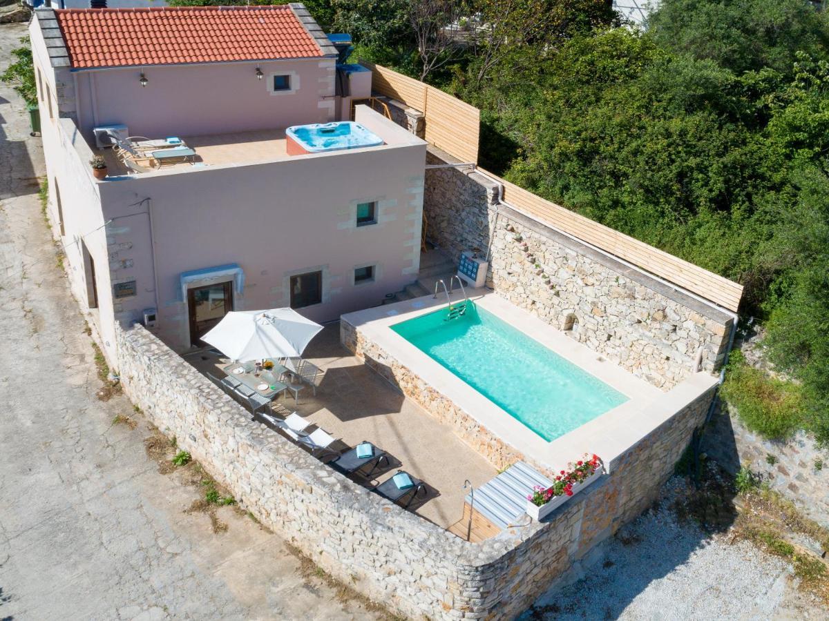 Olga'S Filoxenia - Villa Aladanos-Private Pool And Heated Jacuzzi Makhairoi ภายนอก รูปภาพ