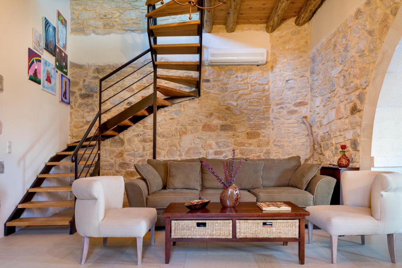 Olga'S Filoxenia - Villa Aladanos-Private Pool And Heated Jacuzzi Makhairoi ภายนอก รูปภาพ